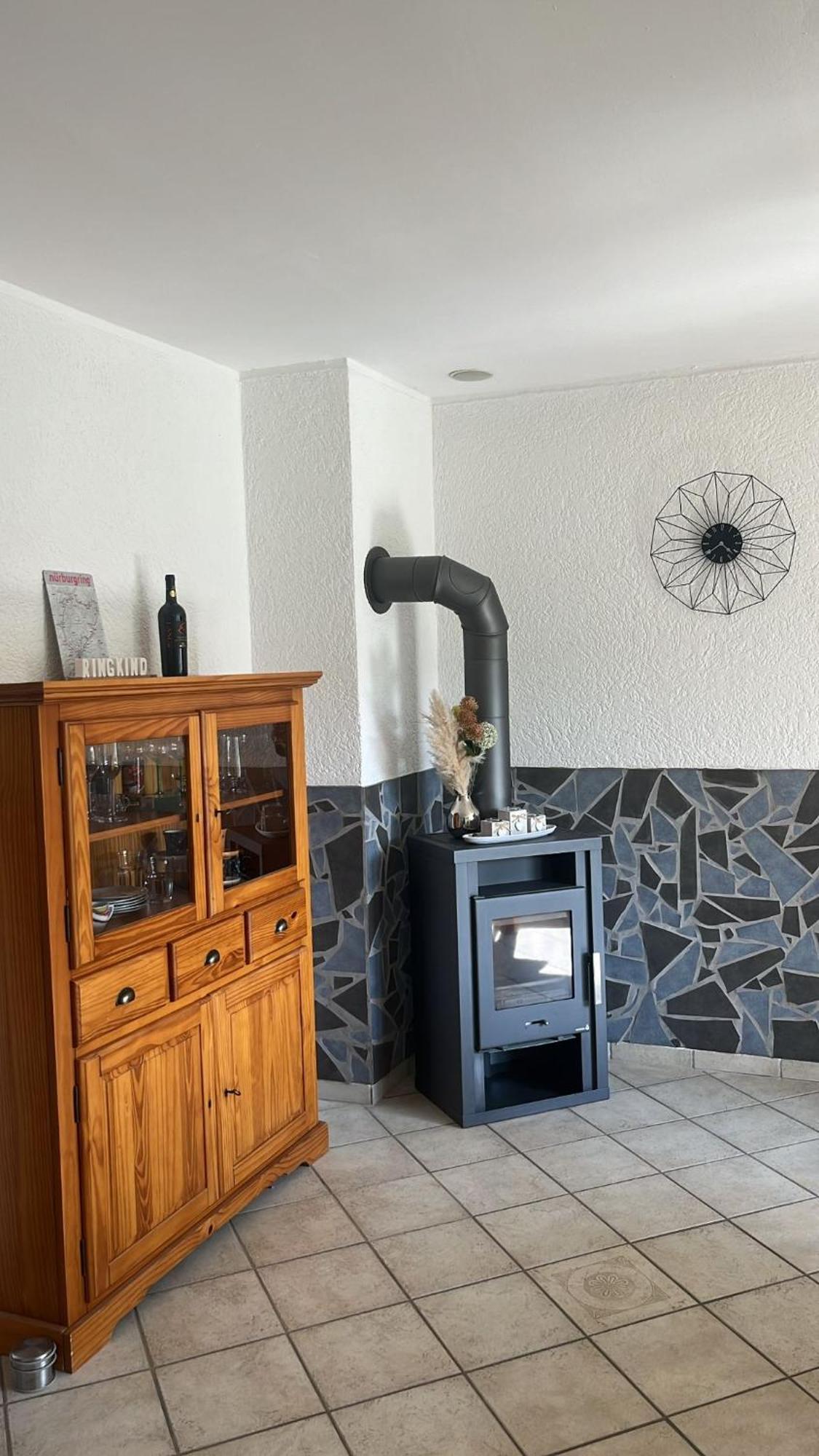 Fewo Hoheeifel, 1 Haus Mit 2 Apartments 5 Schlafzimmer In Kelberg Naehe Nuerburgring Экстерьер фото